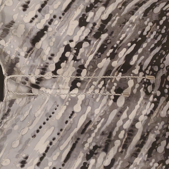 Additions by Chicos Silver, Gray and Black Tunic Size 2 - Picture 4 of 11